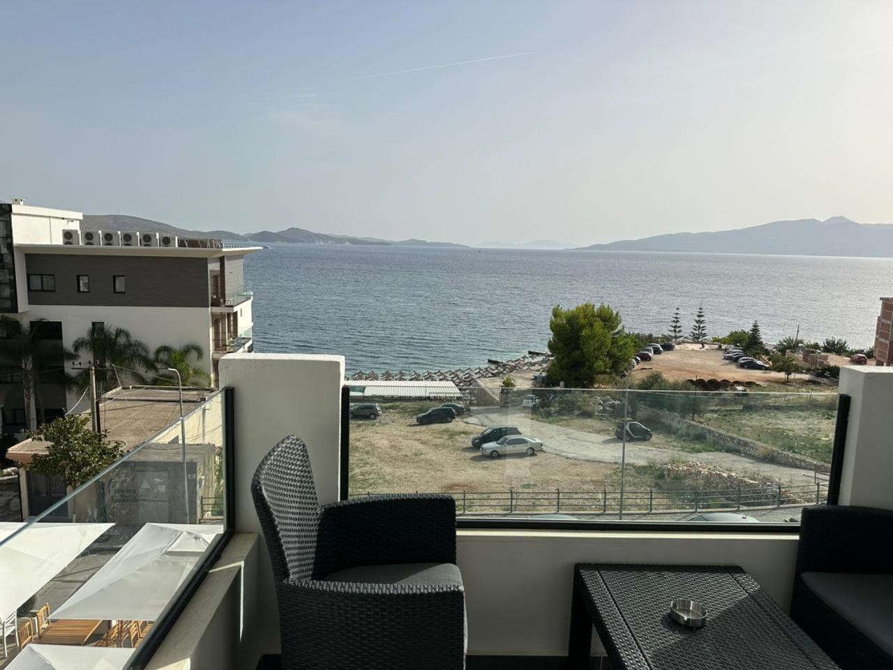 Sunrose Residences Sarandë Exteriör bild
