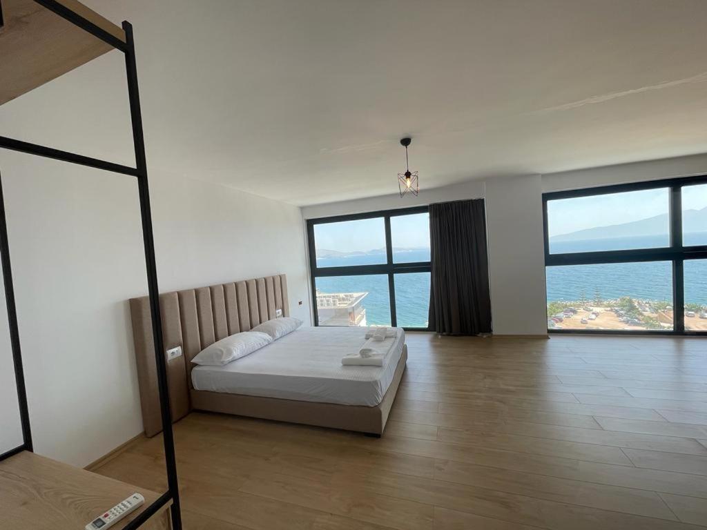 Sunrose Residences Sarandë Exteriör bild