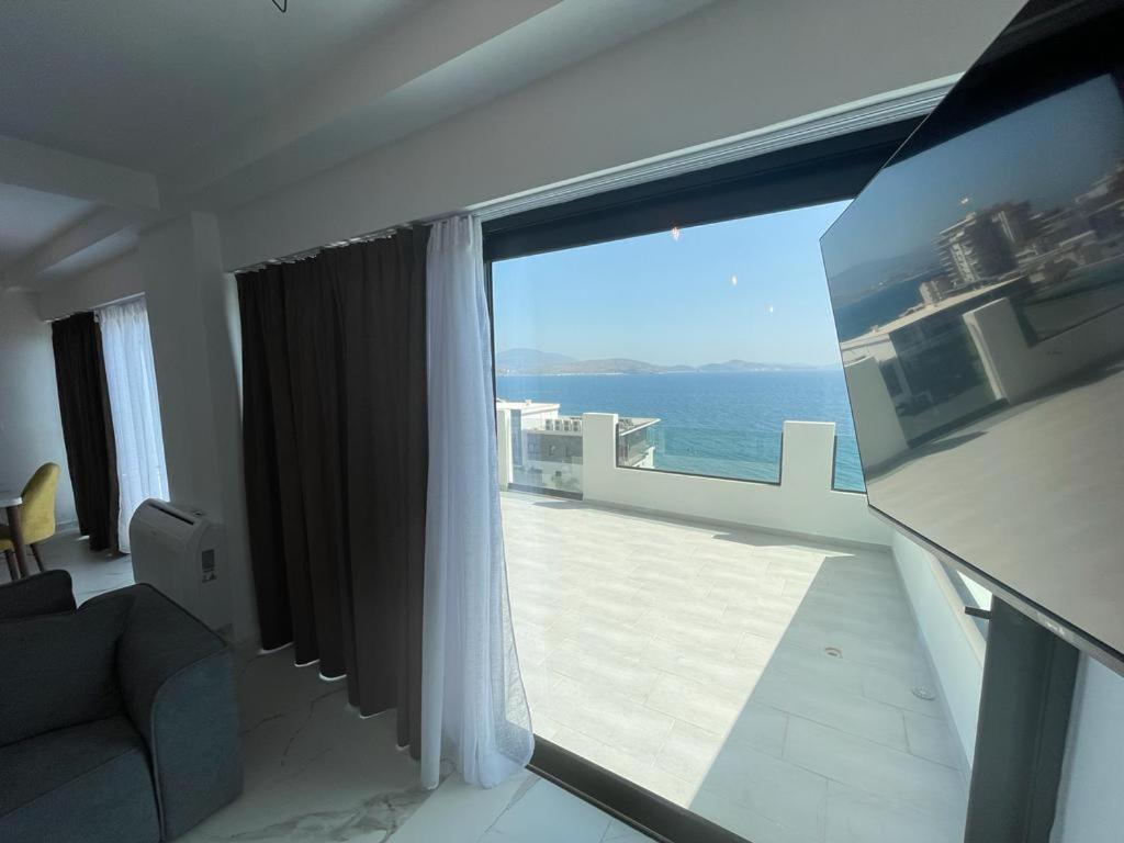 Sunrose Residences Sarandë Exteriör bild