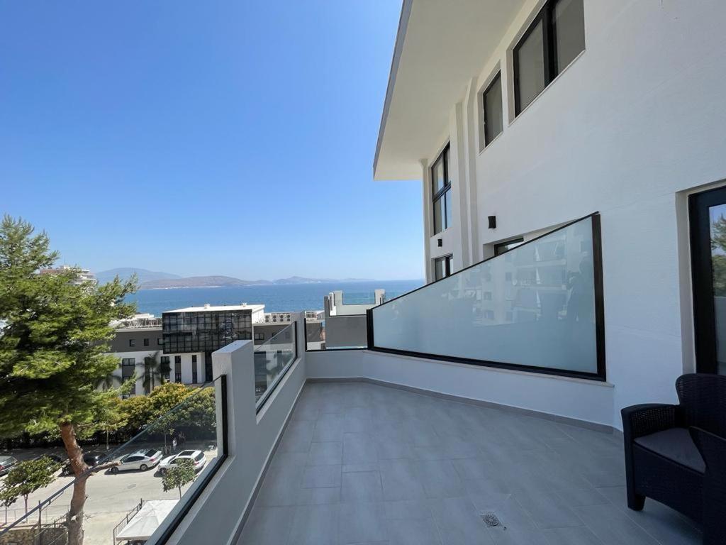 Sunrose Residences Sarandë Exteriör bild