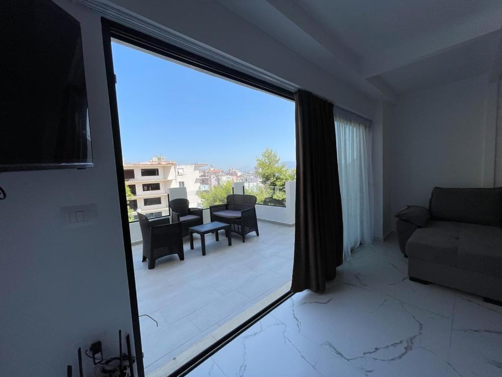 Sunrose Residences Sarandë Exteriör bild