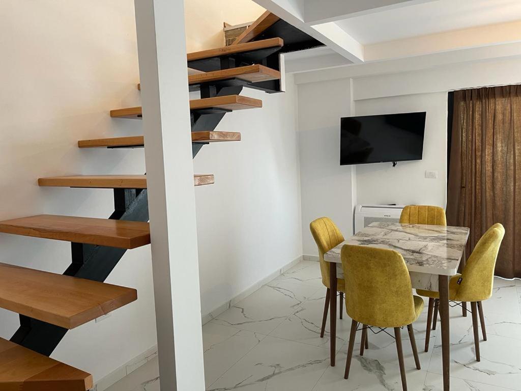 Sunrose Residences Sarandë Exteriör bild