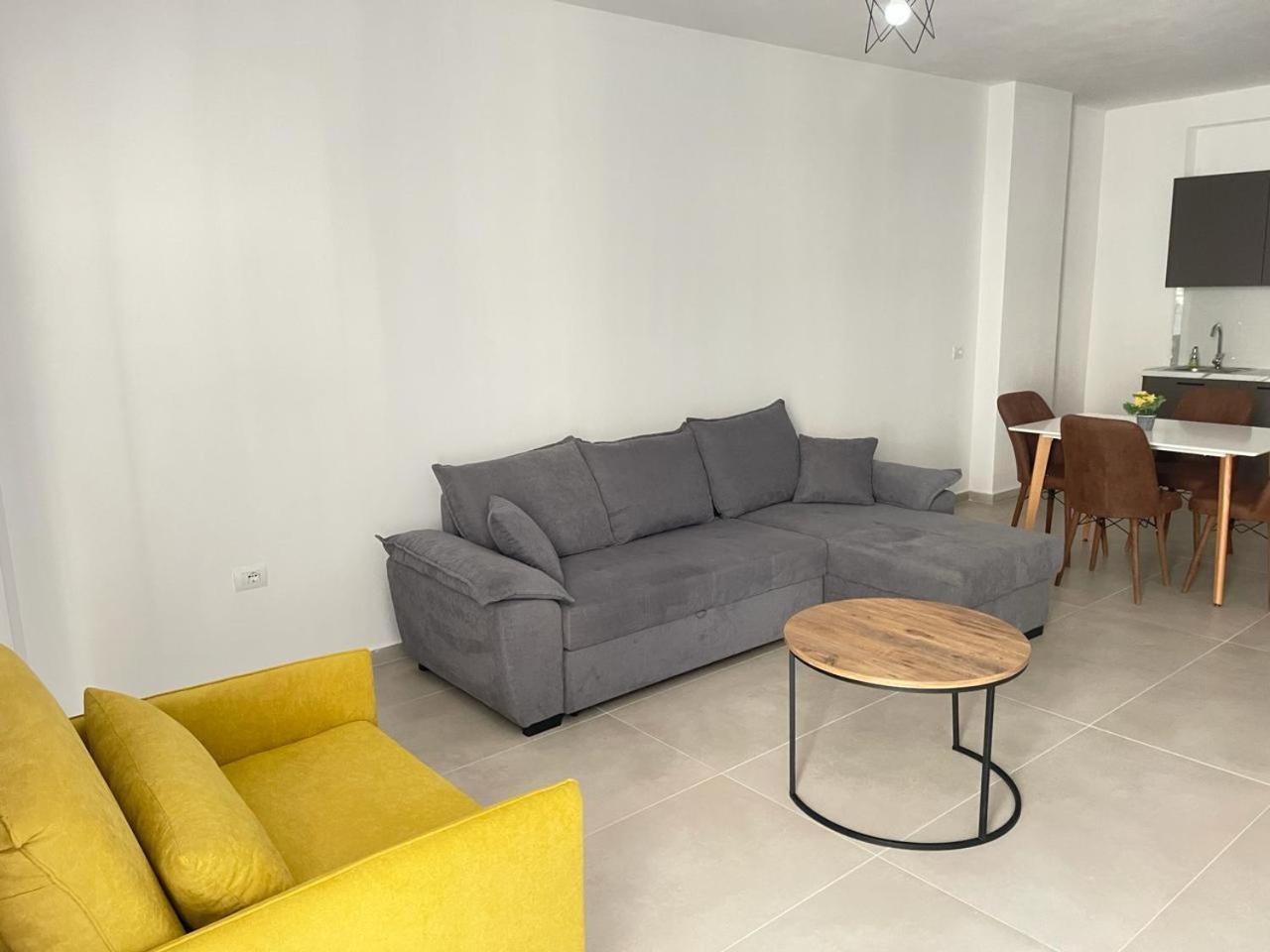 Sunrose Residences Sarandë Exteriör bild